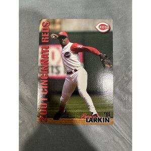 2001 Barry Larkin Cincinnati Reds MLB Baseball Card #11 Hall of Famer
